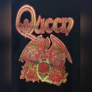 Queen T Shirt Black, Official Merch Rock Band Concert Tour Shirt SM